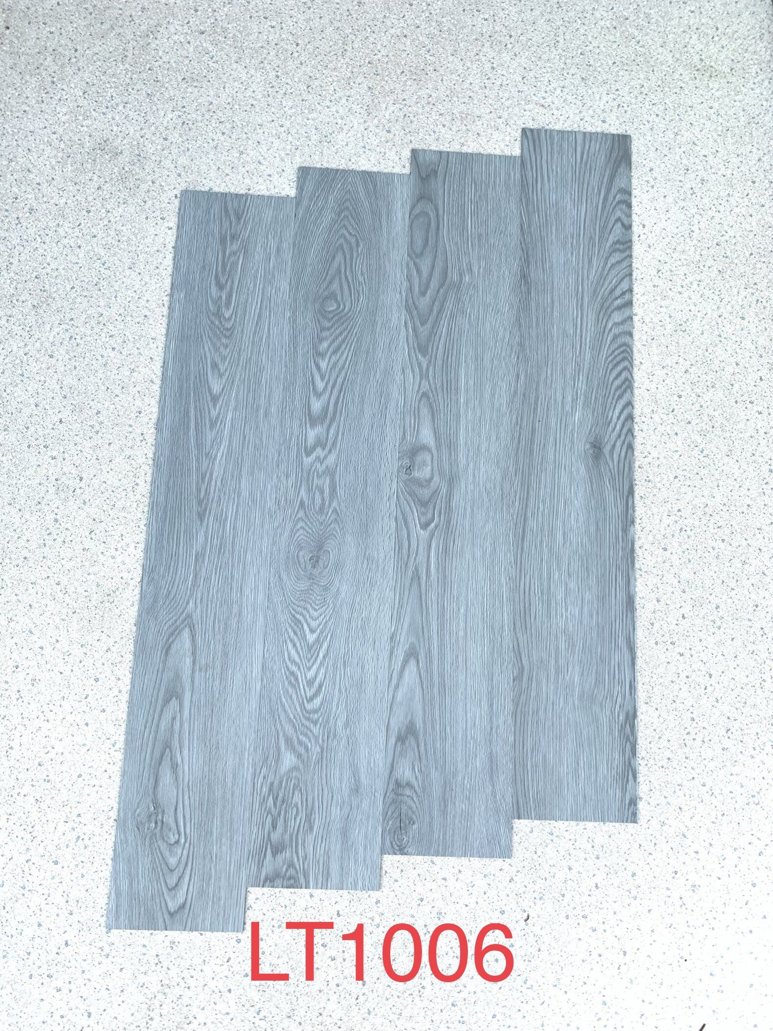 Sàn nhựa keo riêng  LT1006